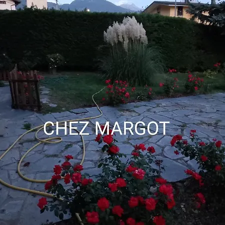 Chez Margot Шатийон